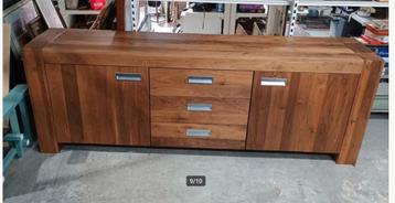 massief houten set dressoir tvmeubel en 2 salontafels beschikbaar voor biedingen