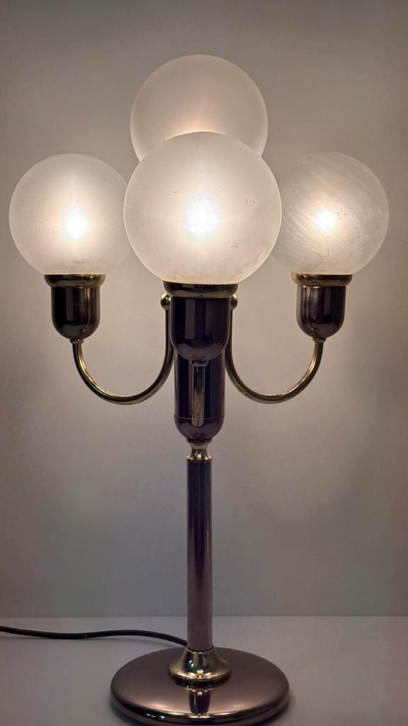 Originele vintage messing staande design bollamp Lengefeld, Huis en Inrichting, Lampen | Tafellampen, Zo goed als nieuw, 50 tot 75 cm