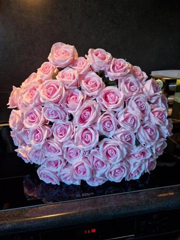 Roze Fluwelen Rozen - 50 stuks beschikbaar voor biedingen