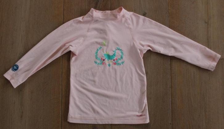 UV-shirt van Nabaiji 122/128, Kinderen en Baby's, Kinderkleding | Maat 122, Gebruikt, Meisje, Sport- of Zwemkleding, Ophalen of Verzenden
