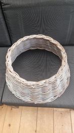 RIETENMAND VOOR ONDER DE KERSTBOOM, Diversen, Kerst, Ophalen, Zo goed als nieuw