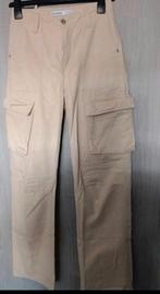 Bershka Cargo Broek - Maat 34, Kleding | Dames, Beige, Zo goed als nieuw, Maat 34 (XS) of kleiner, Lang