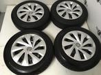Staal velgen 15"inch winterbanden 5x100 VW Polo Fabia Ibiza, Niet ingevuld, Niet ingevuld, Niet ingevuld
