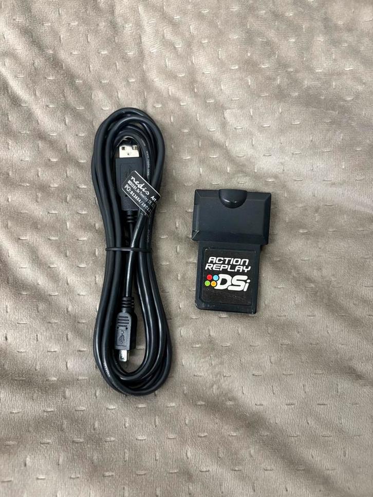 Action Replay DSI voor Pokemon, Spelcomputers en Games, Games | Nintendo DS, Zo goed als nieuw, 1 speler, Vanaf 3 jaar, Ophalen of Verzenden