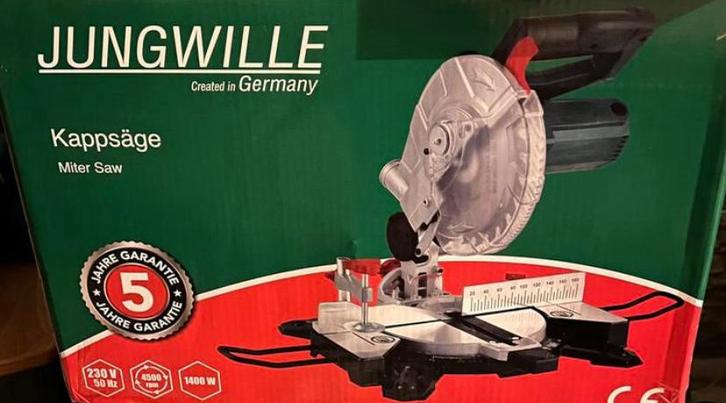 Nieuwe jungwille afkortzaag verstekzaag nieuw in doos, Doe-het-zelf en Verbouw, Gereedschap | Zaagmachines, Zo goed als nieuw