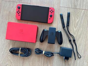 Nintendo Switch OLED Mario Red Edition Compleet Nette Staat beschikbaar voor biedingen
