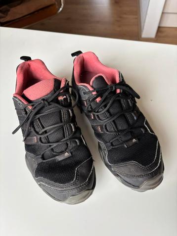 Afidas Terrex maat 36 2/3 kinder wandelschoen sportschoen beschikbaar voor biedingen