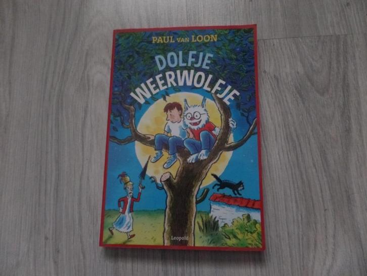 Paul van Loon Dolfje Weerwolfje 1 (60 ste druk), Boeken, Kinderboeken | Jeugd | onder 10 jaar, Zo goed als nieuw, Fictie algemeen