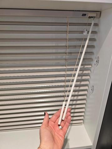NIEUWE Luxaflex aluminium jaloezie 25 mm wit beschikbaar voor biedingen