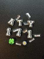 8 Crocs Jibbitz Charms, Verzamelen, Speldjes, Pins en Buttons, Ophalen, Zo goed als nieuw, Overige onderwerpen, Speldje of Pin