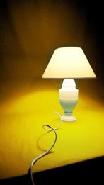Vintage White Table Lamp | Classic | Mid-Century, Overige materialen, Gebruikt, Verzenden, Traditional