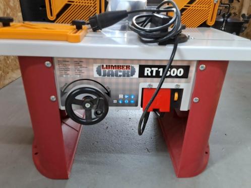 Lumberjack RT1500 Freestafel - Zo Goed Als Nieuw, Doe-het-zelf en Verbouw, Gereedschap | Freesmachines, Zo goed als nieuw, Elektrisch