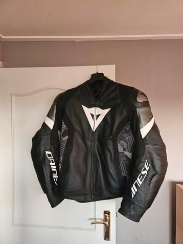 Dainese Avro 5 Leren Motorjas Heren Maat 56 beschikbaar voor biedingen