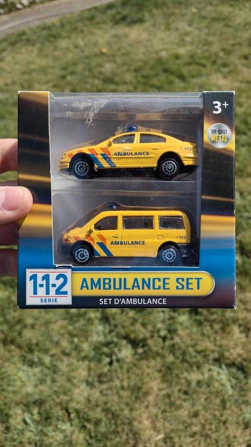 Ambulance duo-pack speelset, Hobby en Vrije tijd, Modelauto's | Overige schalen, Nieuw, Ophalen of Verzenden