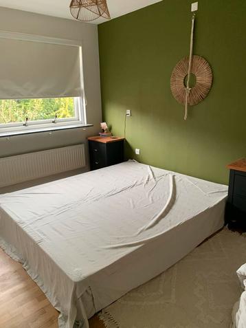 2 persoons bedframe 180 x 200 cm beschikbaar voor biedingen
