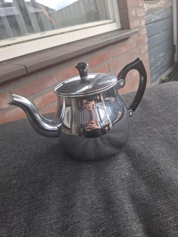 vintage chroom theepotje beschikbaar voor biedingen