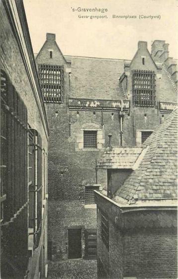 (380-021-011) Den Haag  Gevangenpoort beschikbaar voor biedingen