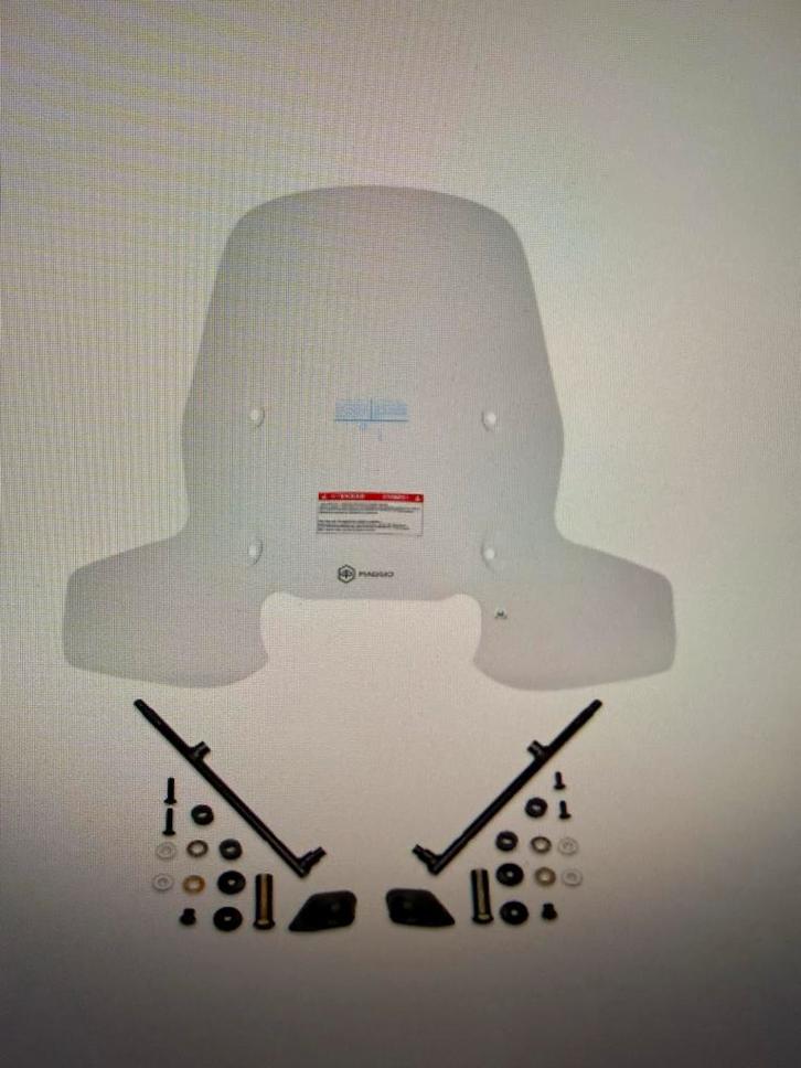 Piaggio Beverly 400 Windscherm - Urban Artnr. 1B008845, Motoren, Tuning en Styling, Ophalen