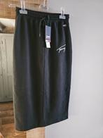Tommy Hilfiger sweater rok nieuw maat S, Ophalen, Zo goed als nieuw, Zwart, Boven de knie