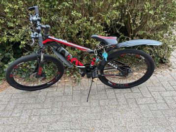 Zeer mooie mountainbike beschikbaar voor biedingen