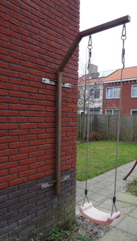 Muurschommel, Kinderen en Baby's, Speelgoed | Buiten | Speeltoestellen, Zo goed als nieuw, Schommel, Ophalen