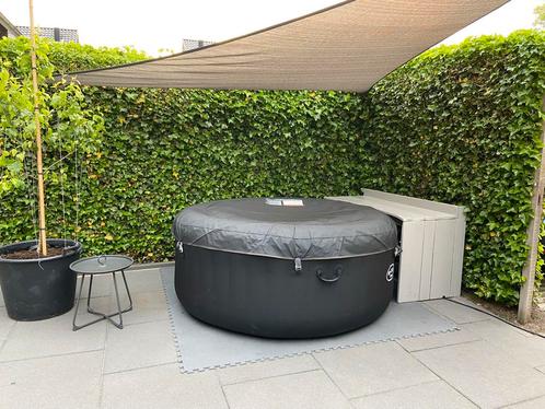 🏝️ Opblaasbare Jacuzzi - zeer nette staat!, Tuin en Terras, Bubbelbaden en Hottubs, Zo goed als nieuw, Opblaasbaar, Afdekzeil