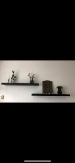 2 Ikea LACK wandplanken, zwartbruin 110x26cm., Ophalen, Zo goed als nieuw