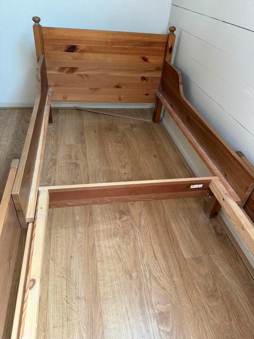 Leksvik meegroei bed ( zonder matras ), Huis en Inrichting, Slaapkamer | Bedden, Zo goed als nieuw, Eenpersoons, 90 cm, 200 cm