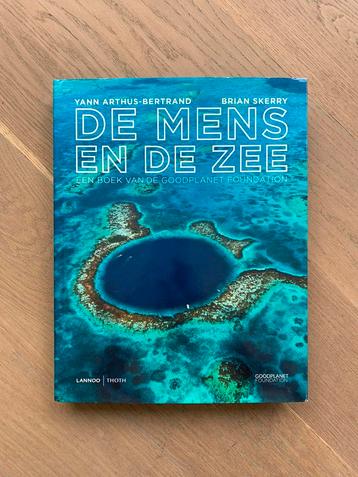 Yann Arthus-Bertrand - De mens en de zee beschikbaar voor biedingen