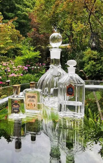 Eau de Cologne flessen, jaren 60 beschikbaar voor biedingen