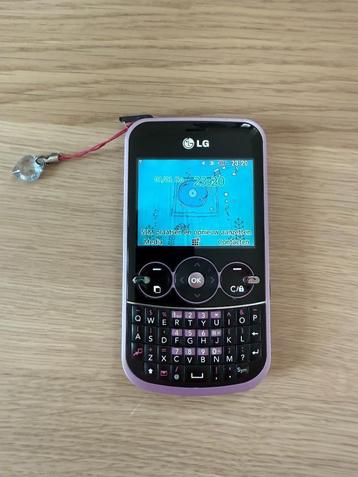 LG telefoon  In Touch GW 300 roze beschikbaar voor biedingen