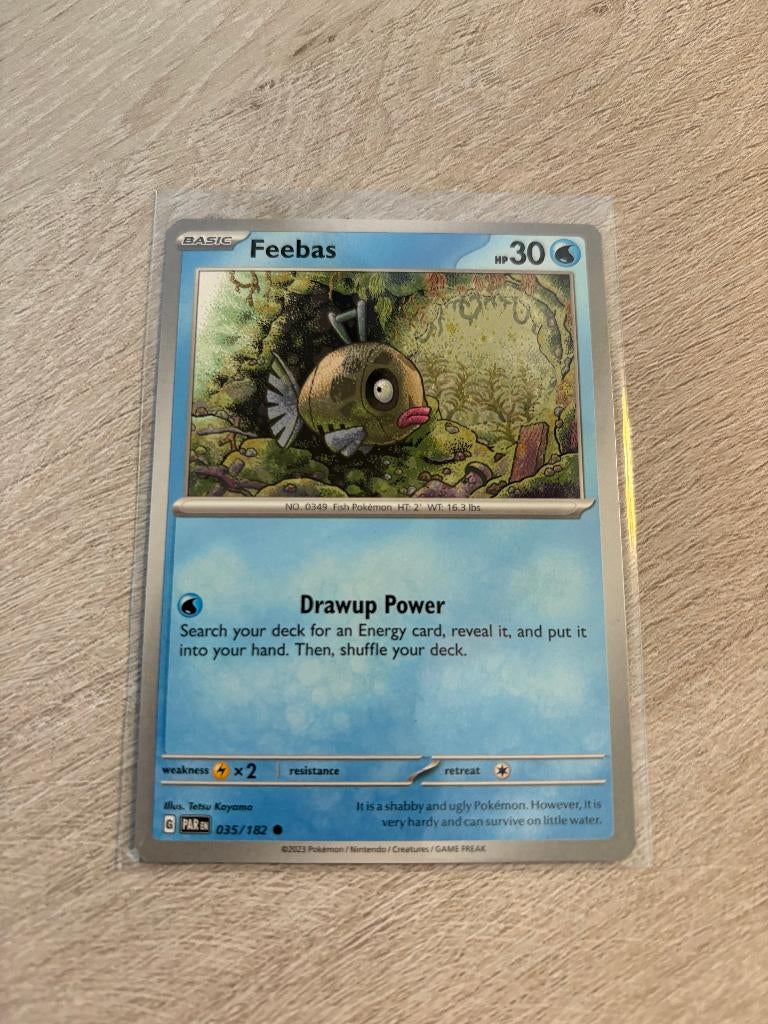 Feebas 035/182 Paradox Rift - Pokémon Kaart, Ophalen of Verzenden, Nieuw, Losse kaart