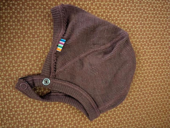 Joha strikmuts (wol/zijde), maat 37 (0-1 maand), nieuwstaat, Kinderen en Baby's, Babykleding | Mutsen, Sjaals en Wanten, Zo goed als nieuw