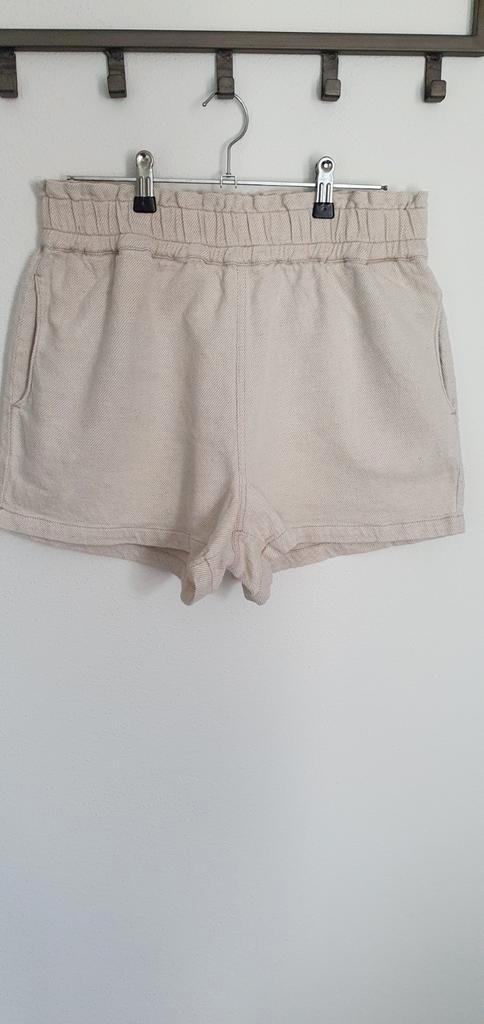 Moscow korte broek maat XL, Kleding | Dames, Broeken en Pantalons, Zo goed als nieuw, Maat 46/48 (XL) of groter, Beige, Kort, Ophalen of Verzenden