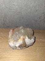 ruw fluoriet  met kwarts en pyriet  410gram nr 13, Ophalen of Verzenden