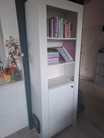 Boekenkast met kattenluikje voor een kattenbak, Ophalen, Met deur(en), 50 tot 100 cm, Zo goed als nieuw