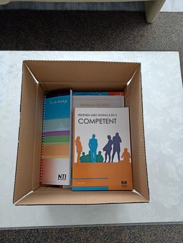 Schoolboeken MBO NTI beschikbaar voor biedingen