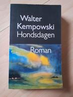 HONDSDAGEN door Walter Kempowski, Ophalen of Verzenden, Zo goed als nieuw, Nederland
