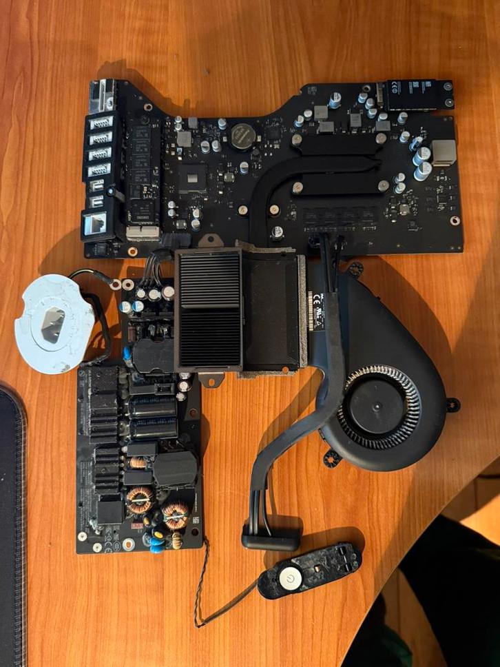 Onderdelen Imac 21.5 2015, Computers en Software, Apple Desktops, Niet werkend, iMac, Onbekend, 3 tot 4 Ghz, 8 GB, Ophalen of Verzenden