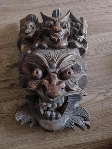 Houten masker uit China beschikbaar voor biedingen