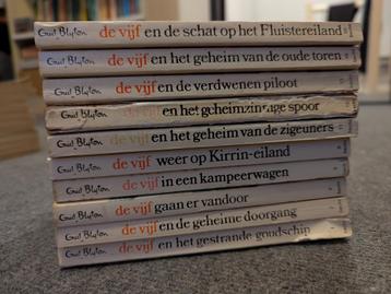 De vijf boekenserie beschikbaar voor biedingen