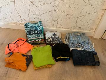 Jongenspakket maat 122/128 beschikbaar voor biedingen