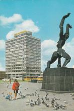 ROTTERDAM STANDBEELD VERWOESTE STAD 1940 O. ZADKINE TRAM BUS, Verzamelen, Ansichtkaarten | Nederland, 1940 tot 1960, Zuid-Holland