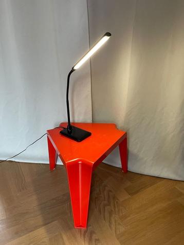 table lamp beschikbaar voor biedingen