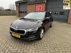 Skoda Octavia Combi 1.5 TSI First Edition Highline NL-Auto, Stof, 4 cilinders, 150 pk, Zwart
