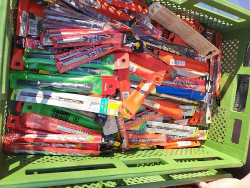 Partij boren en bitjes, Doe-het-zelf en Verbouw, Gereedschap | Boormachines, Nieuw, Boor- en Schroefmachine, 600 watt of meer