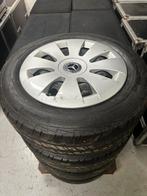 Te Koop set banden met velg voor Mercedes Vito Sprinter, Ophalen, 16 inch, Banden en Velgen, 195 mm