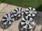 Tesla Model Y 255/45 R19 wieldoppen, Auto diversen, Wieldoppen, Ophalen of Verzenden, Gebruikt