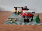 Lego Classic Town 379 Busstation, uit 1979!, Kinderen en Baby's, Speelgoed | Duplo en Lego, Ophalen of Verzenden, Gebruikt, Complete set