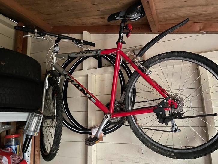 Giant Fiets - 21 Inch frame - Boulder Sports - Mountain bike, Fietsen en Brommers, Fietsen | Heren | Herenfietsen, Gebruikt, Giant